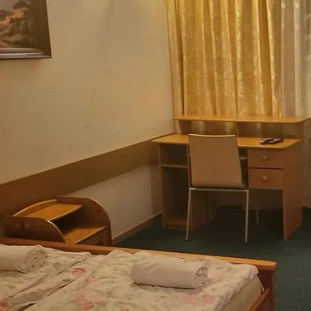 Hotel Noclegi